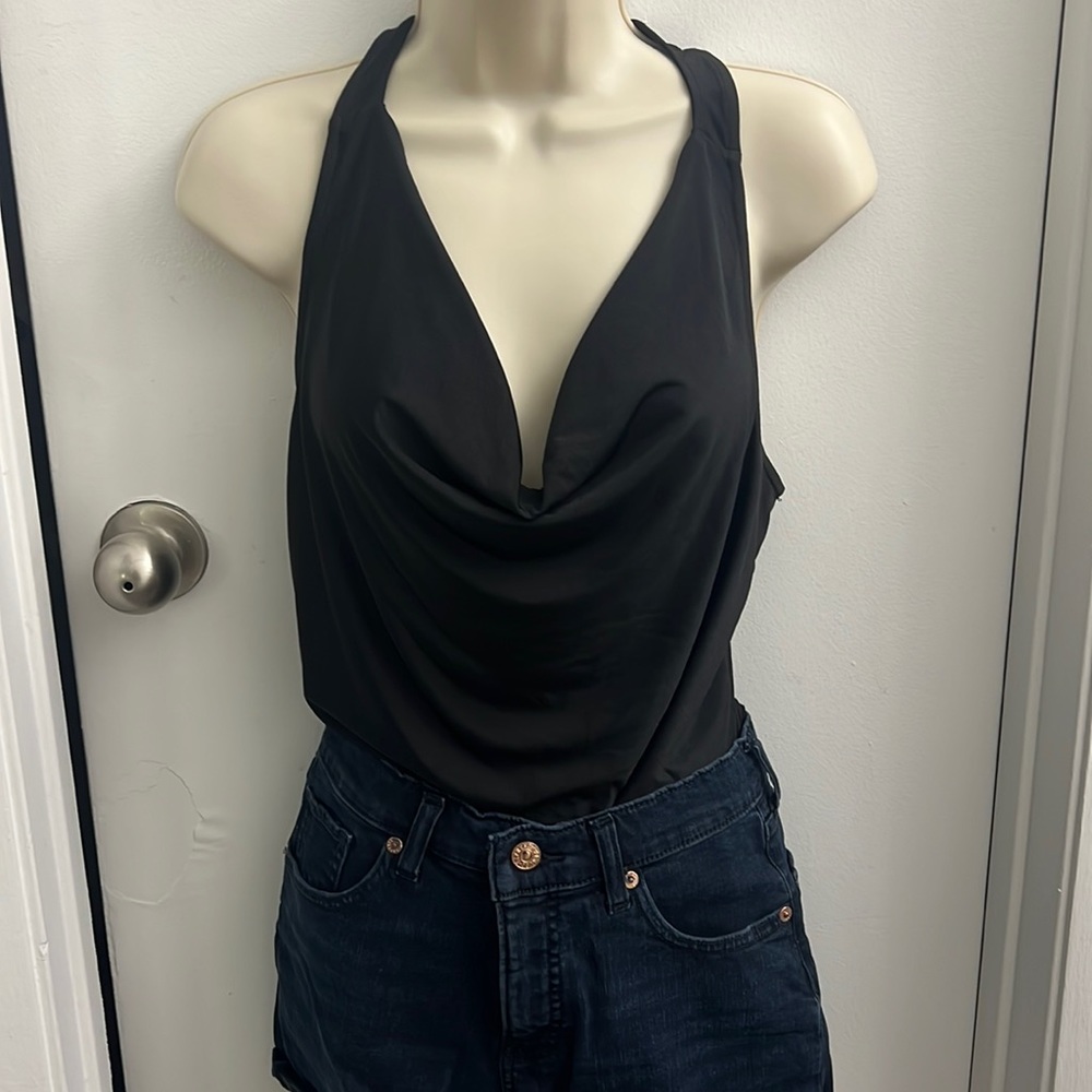 Cute Express Top 🔝 Cowl Neck